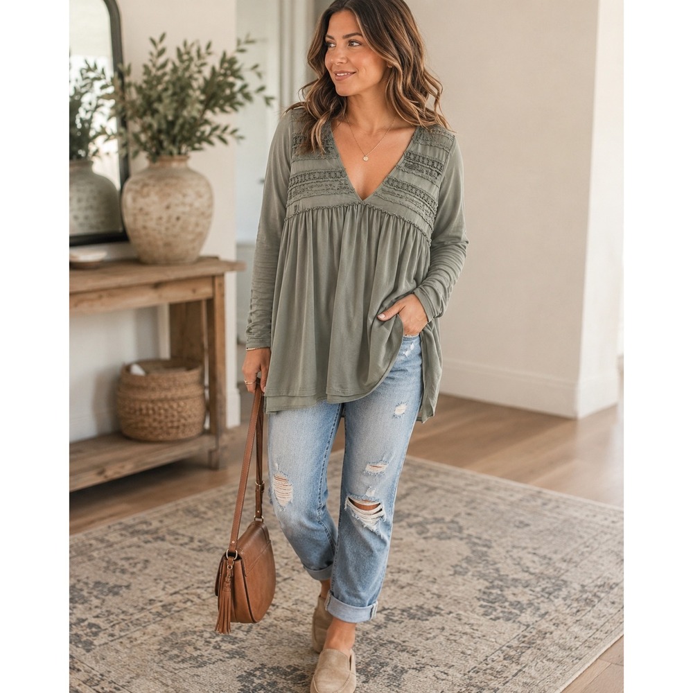 POL Sage Green Crochet Lace V-Neck Babydoll Tunic Top TKT12PM Womens Small